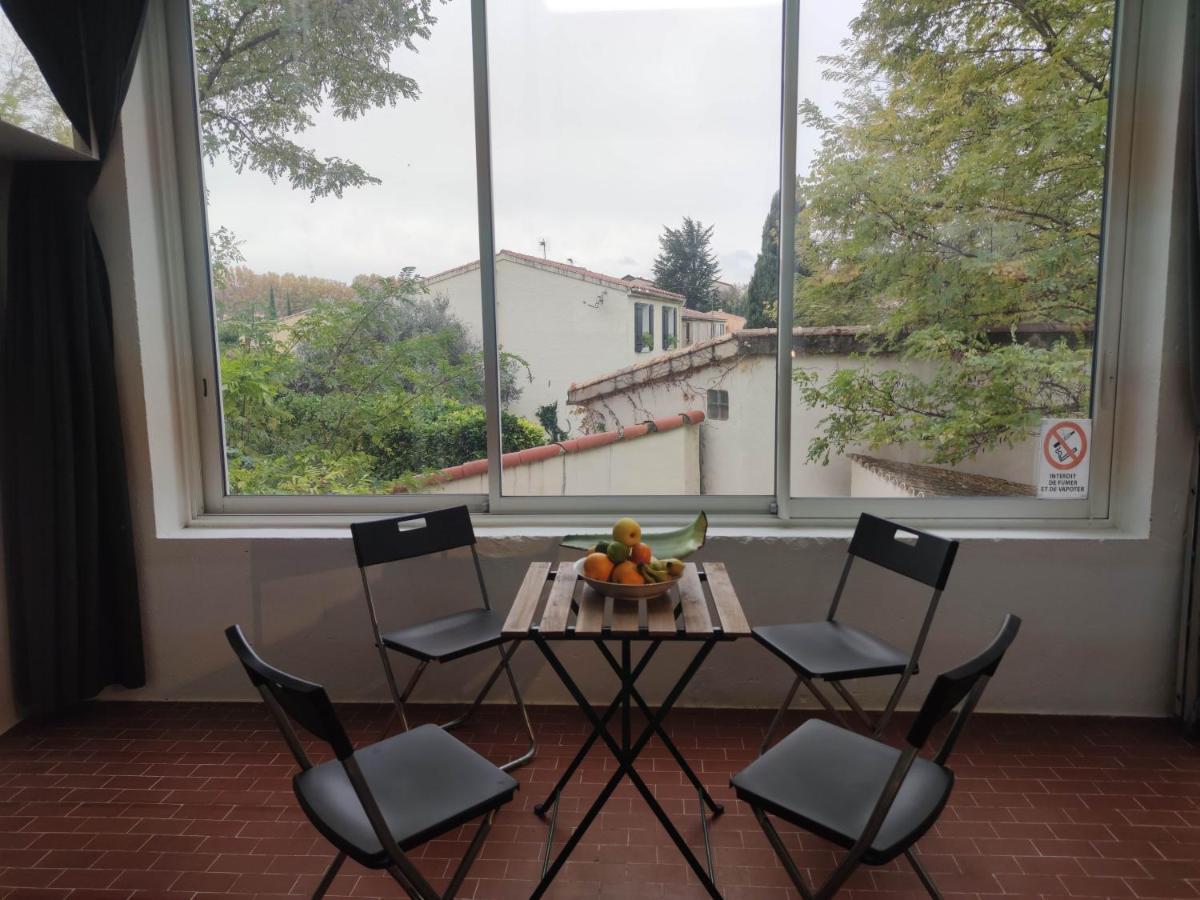 Logement Entier A 15 Mn D'Avignon, 10Mn D'Orange Deux Chambres Roquemaure  Exterior photo