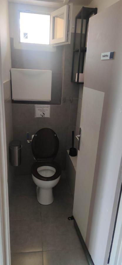 Logement Entier A 15 Mn D'Avignon, 10Mn D'Orange Deux Chambres Roquemaure  Exterior photo